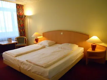 Mercure Airport 3* Maastricht